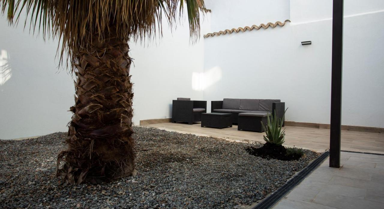 Sg Rooms Consuegra Exterior photo