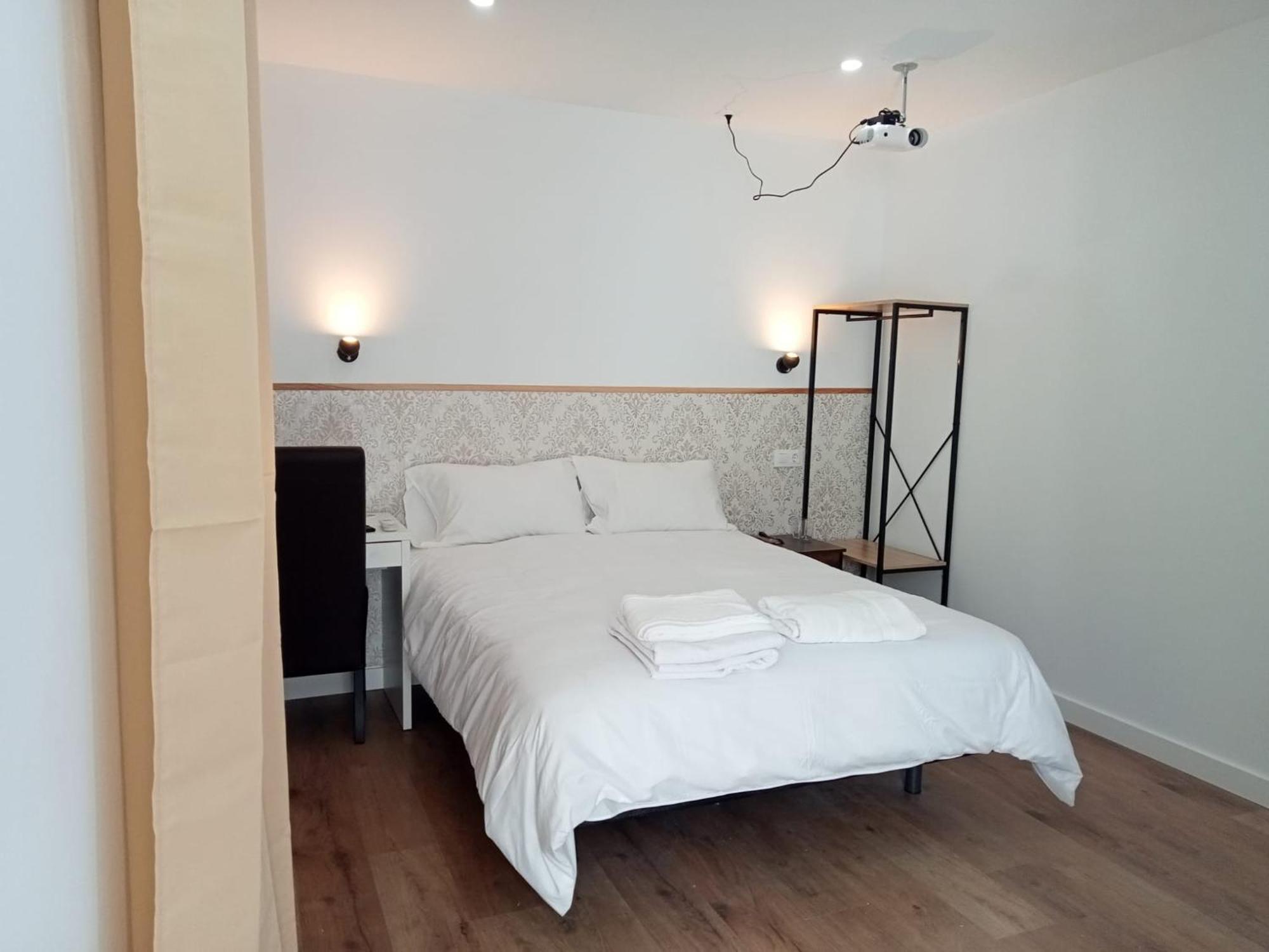 Sg Rooms Consuegra Exterior photo